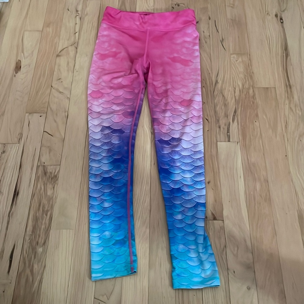 FinFun Leggings in the Limited Edition Color Fiji Fantasy